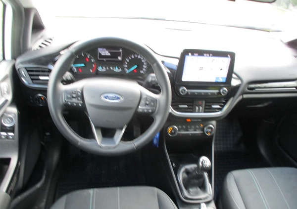 Ford Fiesta cena 47000 przebieg: 26969, rok produkcji 2018 z Karczew małe 211